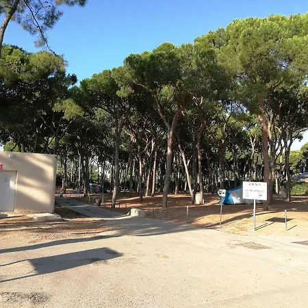 Parque de Campismo La Buganvilla