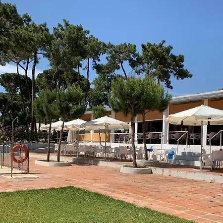 Camping La Buganvilla 2*